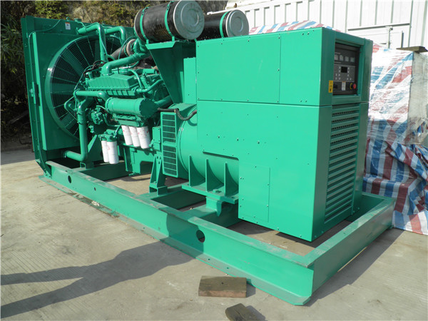 甘德发电车出租-柴油发电机组在使用的过程中应该做好哪些防护工作