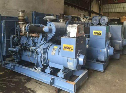 甘德柴油发电机如何测试电流大小？