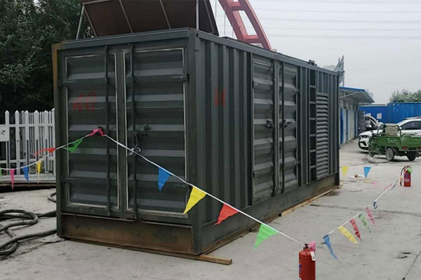 甘德发电机租赁空气滤清器多久更换一次？